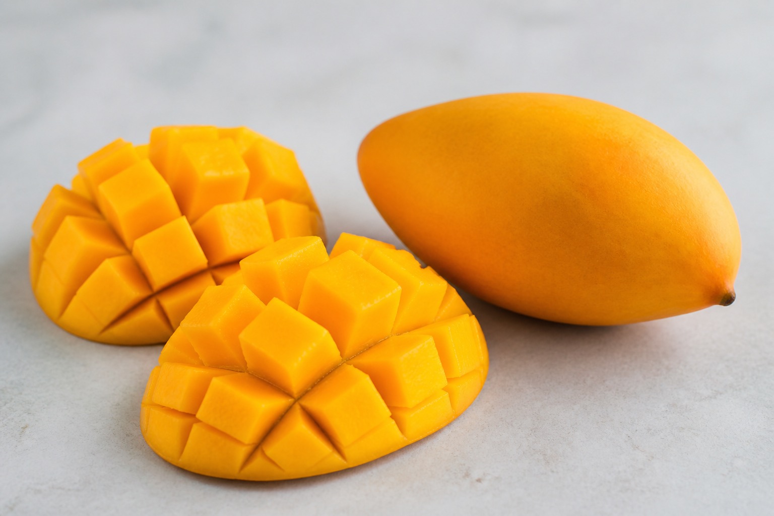 Ripe persimmon flesh without seeds