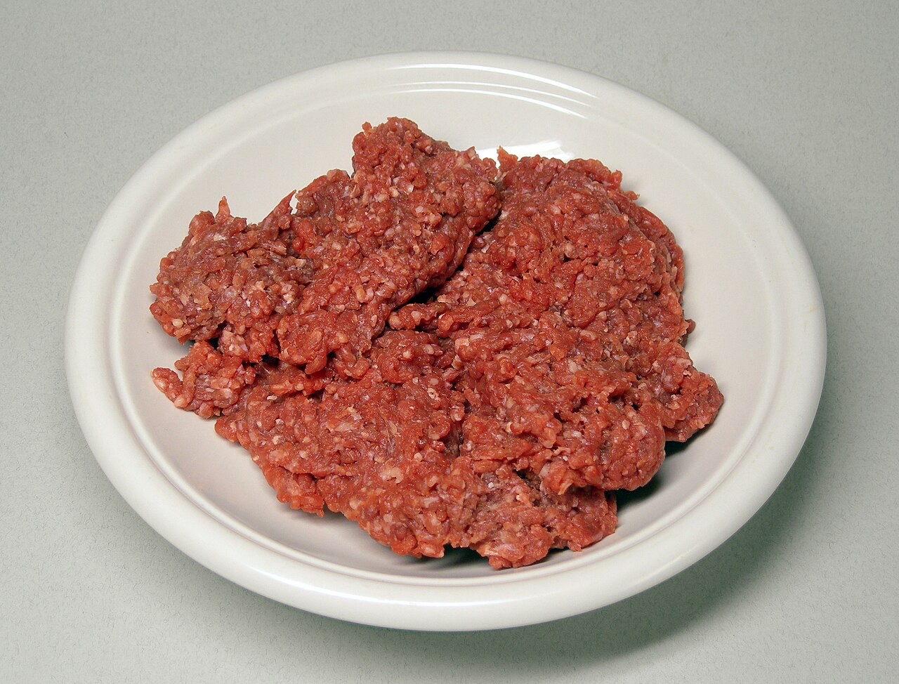 Raw meat pieces