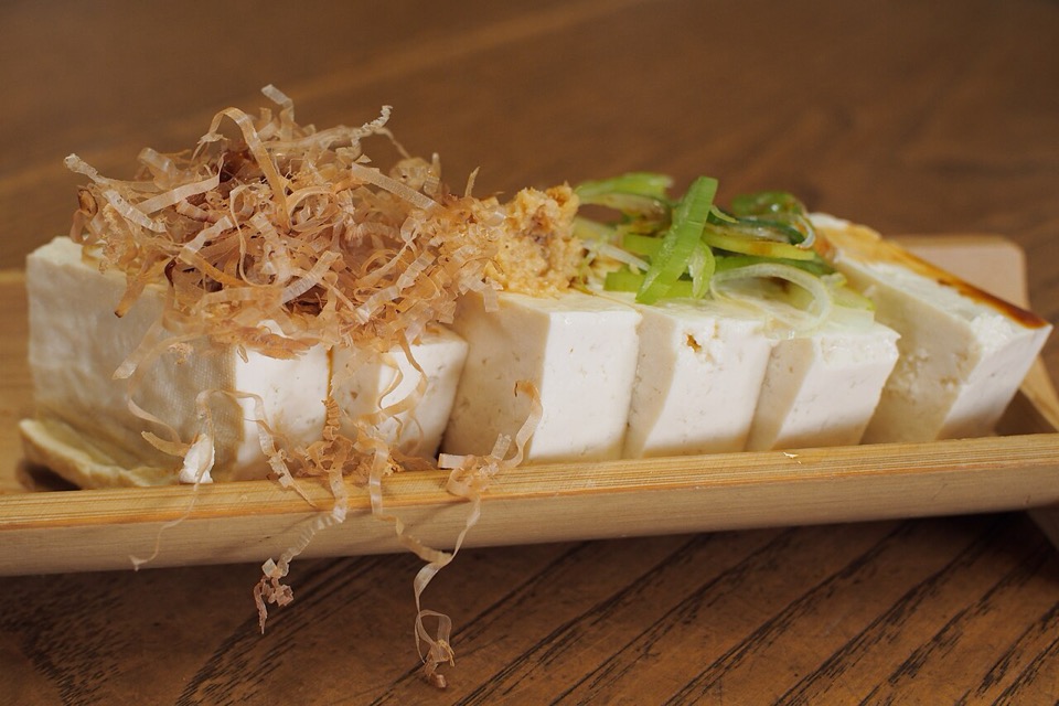 Plain firm tofu cubes